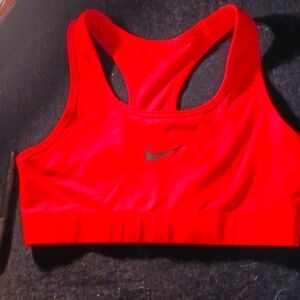 Nike sports bra Med